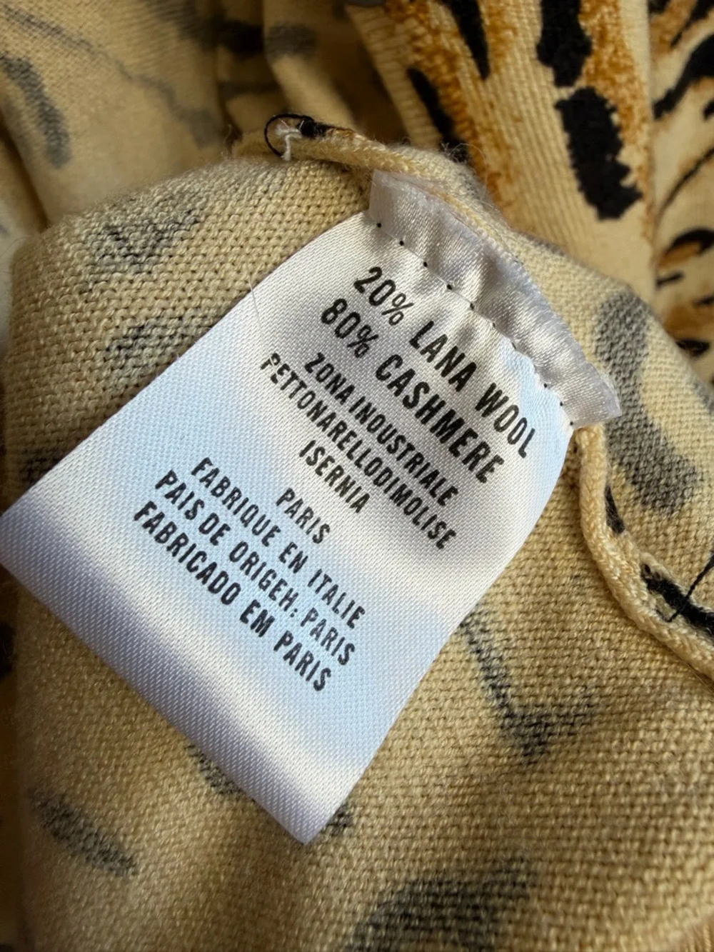 LAENCE PARIS Vintage Cashmere Blend Animal Print Cardigan - Picture 6 of 6